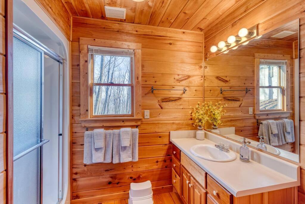 אלייז'ה Mtn Cabin Sleeps 10 - 5 Mins To Fishing & Camping מראה חיצוני תמונה